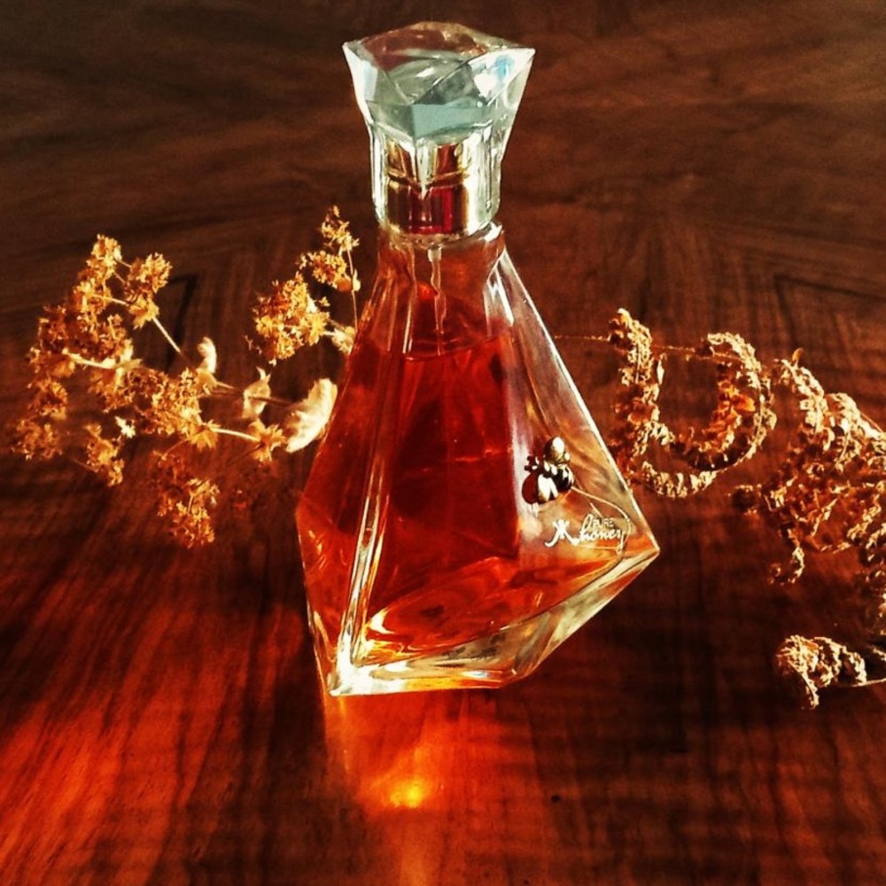 Kim Kardashian Pure Honey New in box 100 ml big bottle